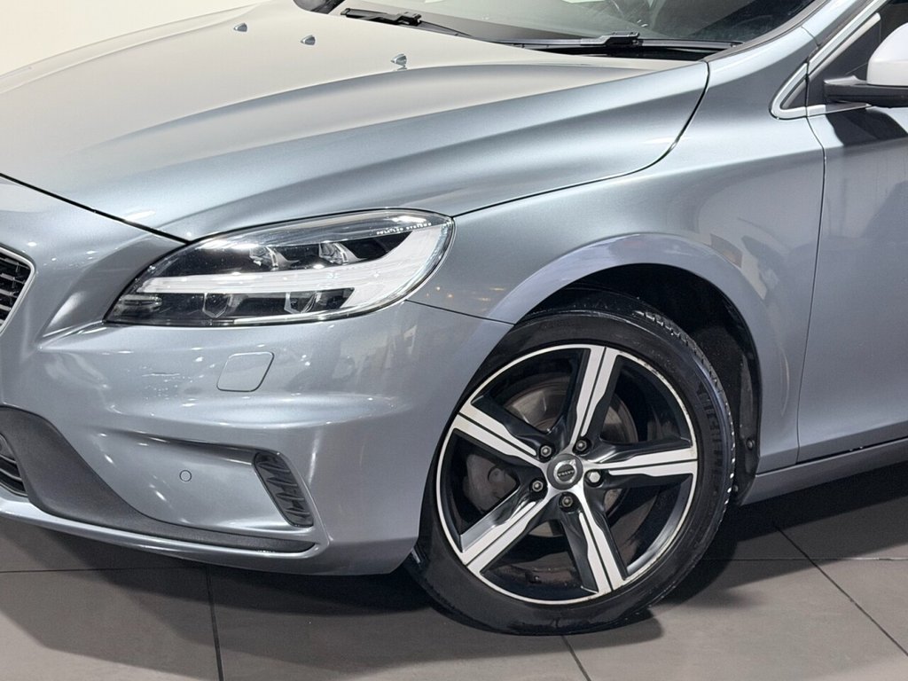 Used Volvo V40 2019 for sale - 76725091: Photo 21