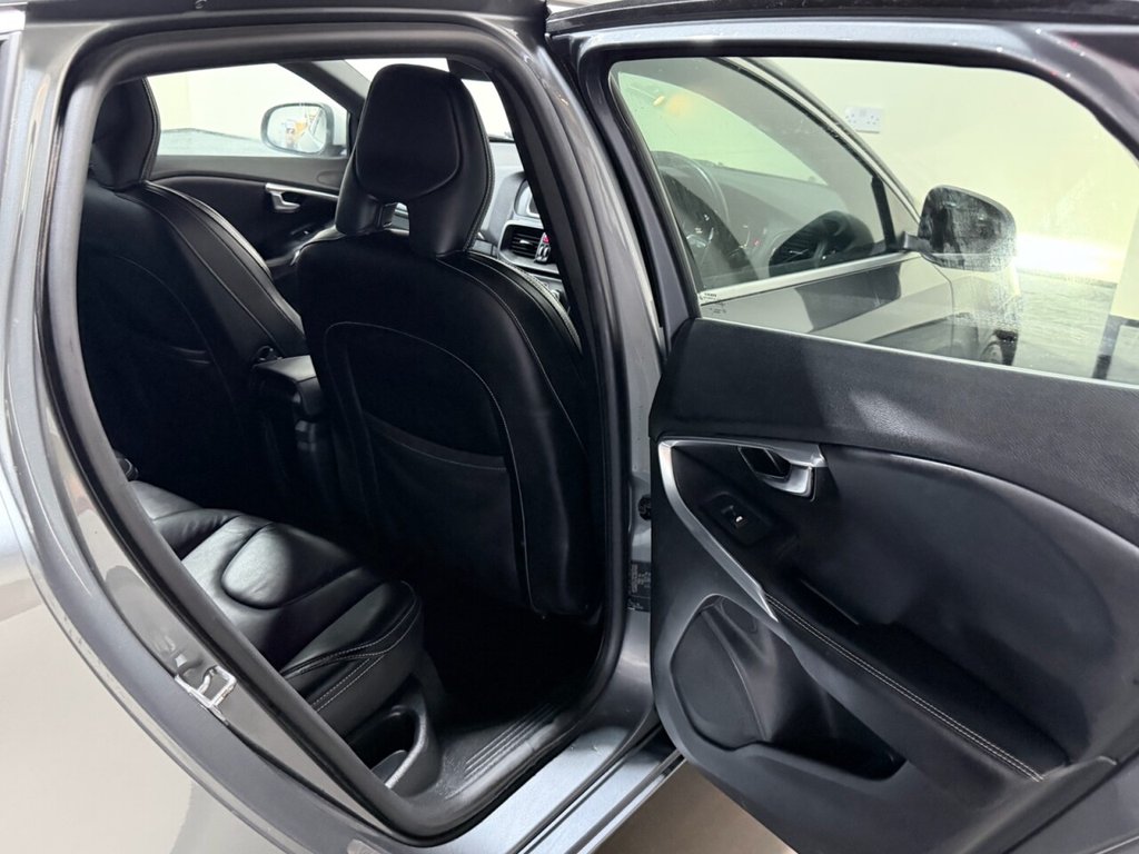 Used Volvo V40 2019 for sale - 76725091: Photo 29
