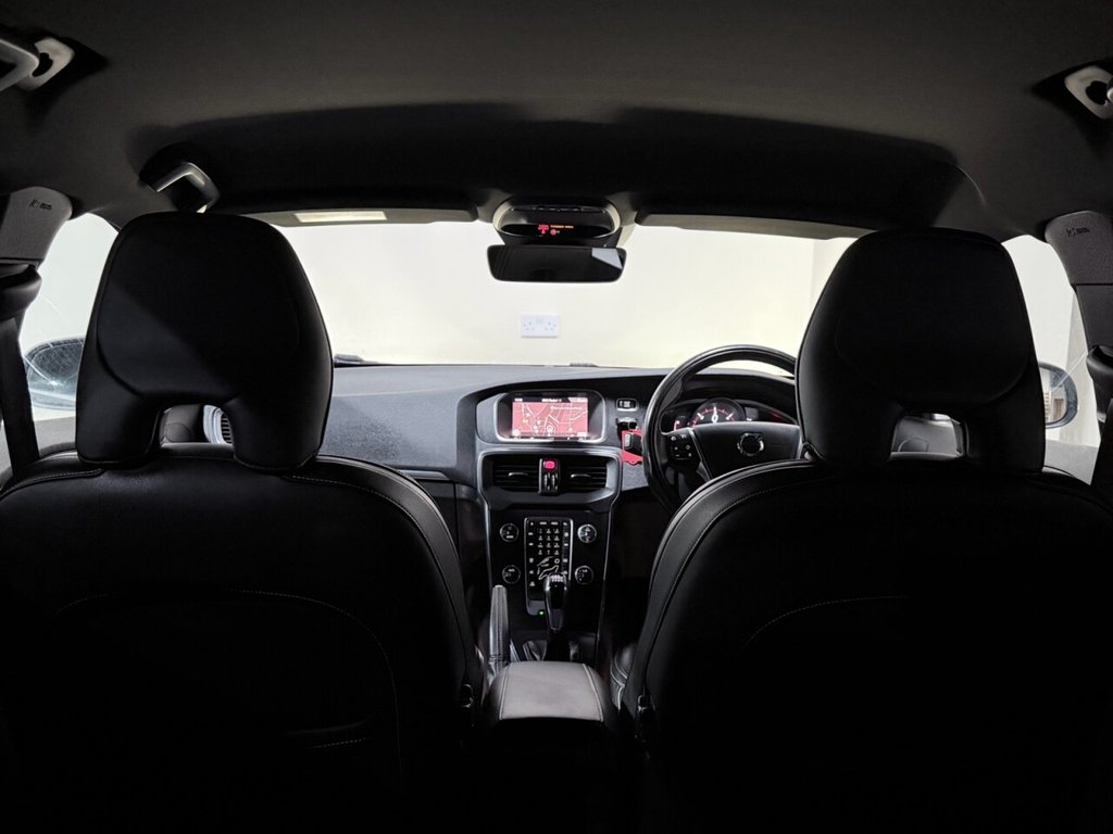 Used Volvo V40 2019 for sale - 76725091: Photo 31