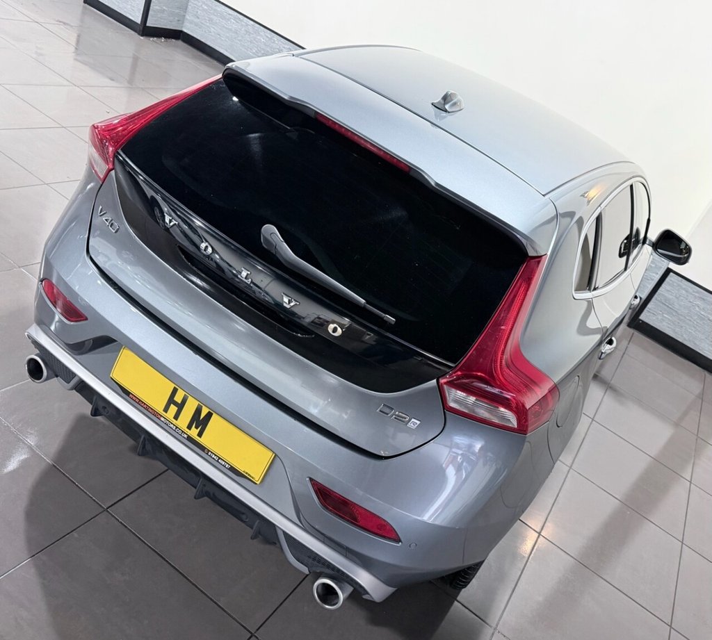 Used Volvo V40 2019 for sale - 76725091: Photo 32