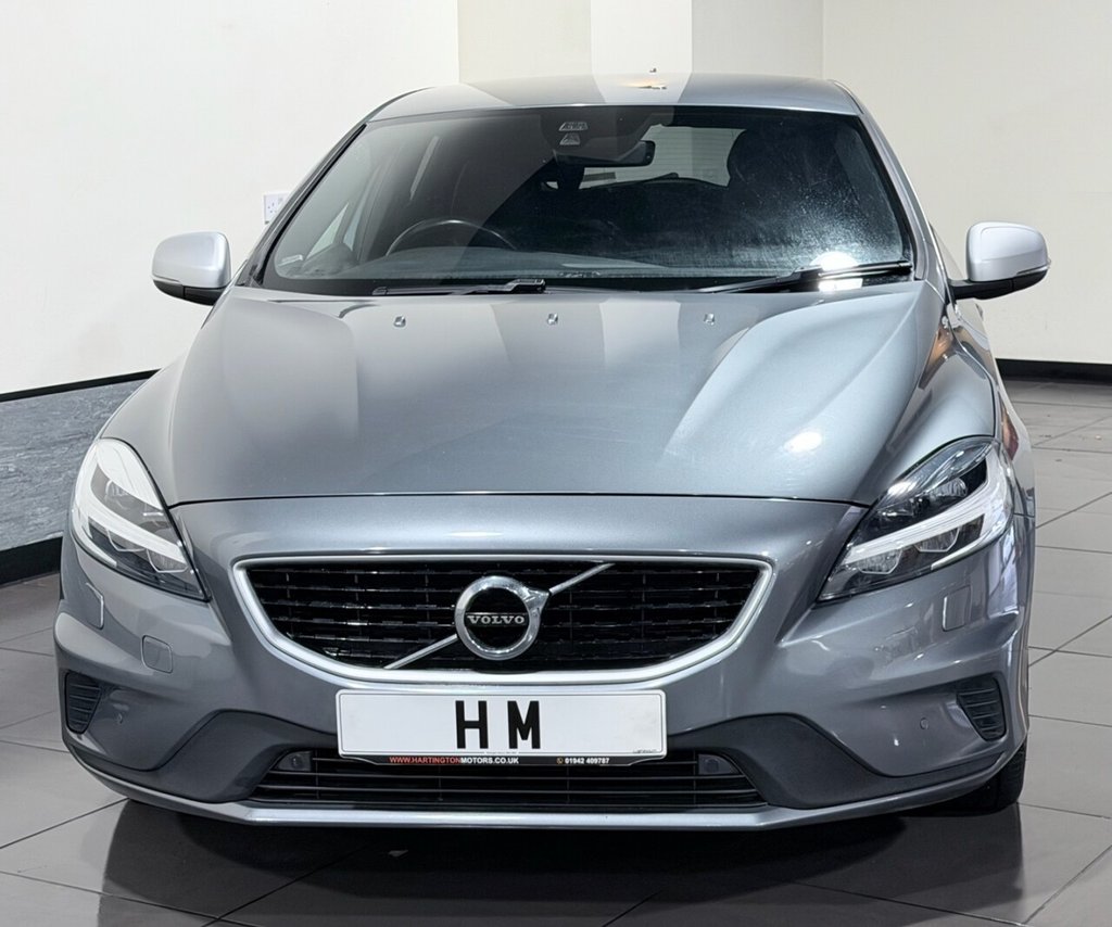 Used Volvo V40 2019 for sale - 76725091: Photo 5