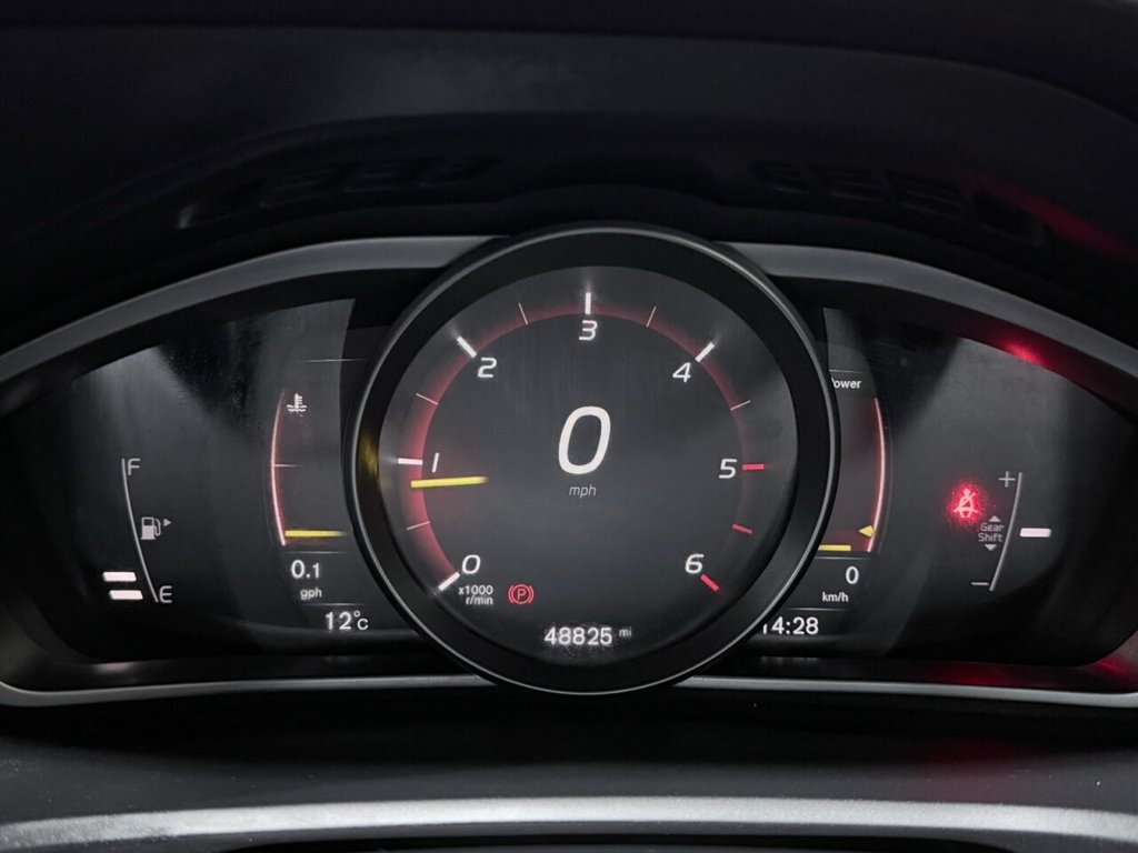 Used Volvo V40 2019 for sale - 76725091: Photo 9