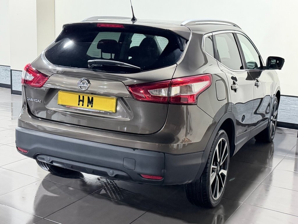 Used Nissan Qashqai 2015 for sale - 76900283: Photo 2