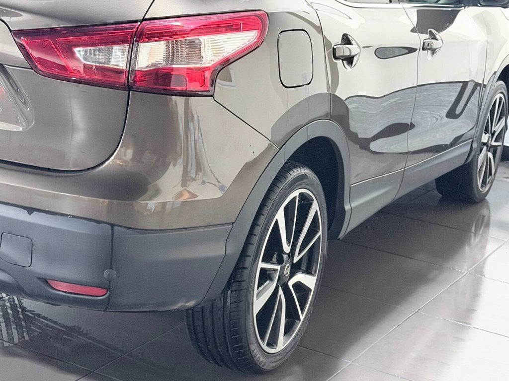 Used Nissan Qashqai 2015 for sale - 76900283: Photo 32