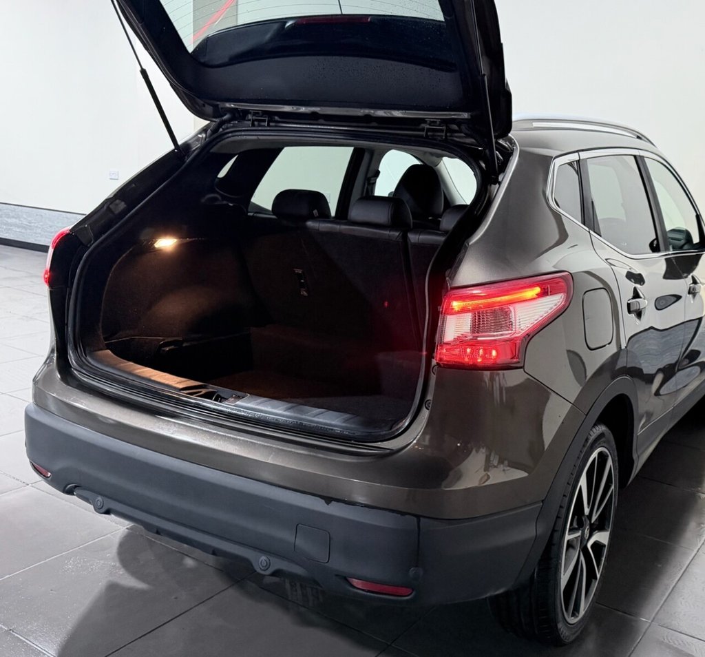 Used Nissan Qashqai 2015 for sale - 76900283: Photo 33