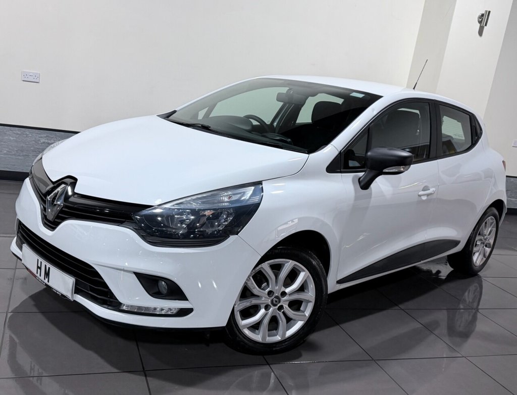 Used Renault Clio 2017 for sale - 76883432: Photo 1