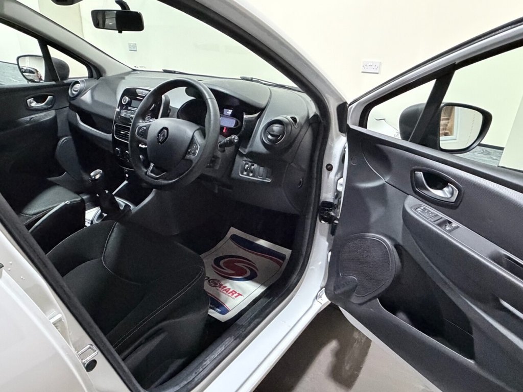 Used Renault Clio 2017 for sale - 76883432: Photo 20