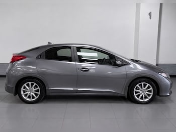 Used Honda Civic 2012 for sale - 79327902: Photo