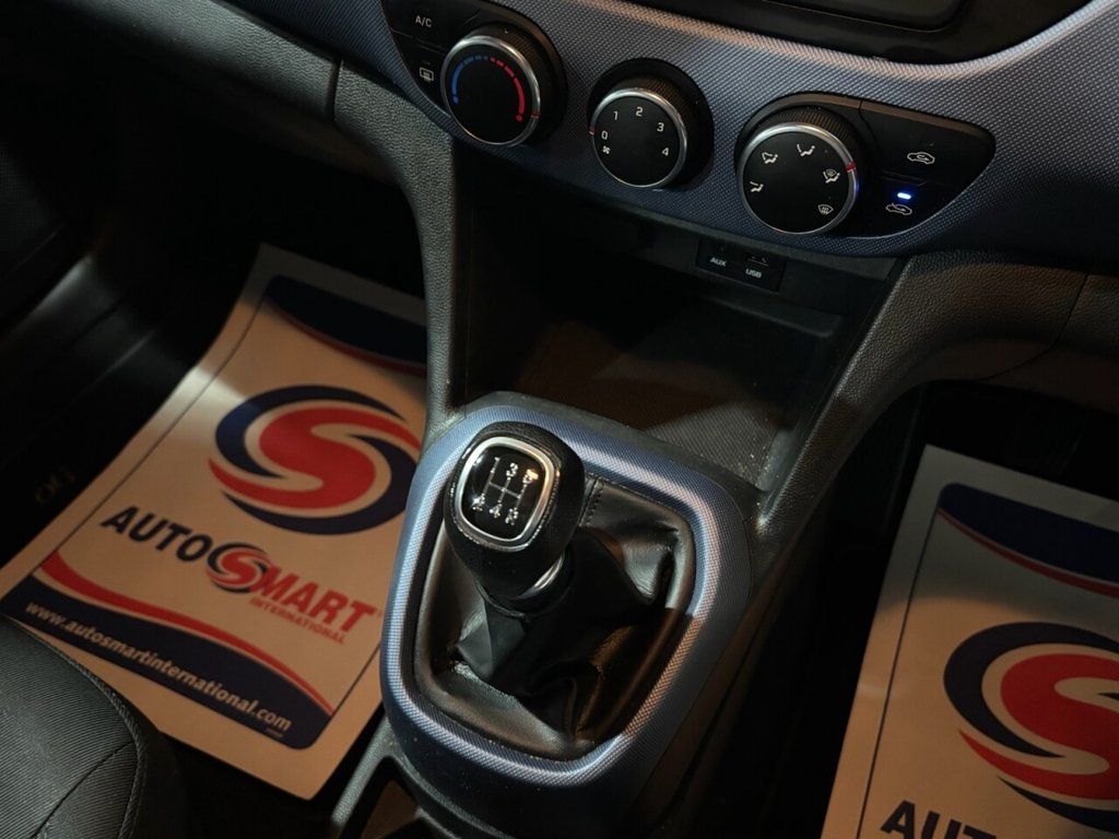 Used Hyundai i10 2014 for sale - 76797792: Photo 15