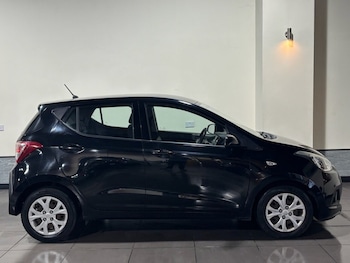 Used Hyundai i10 2014 for sale - 76797792: Photo