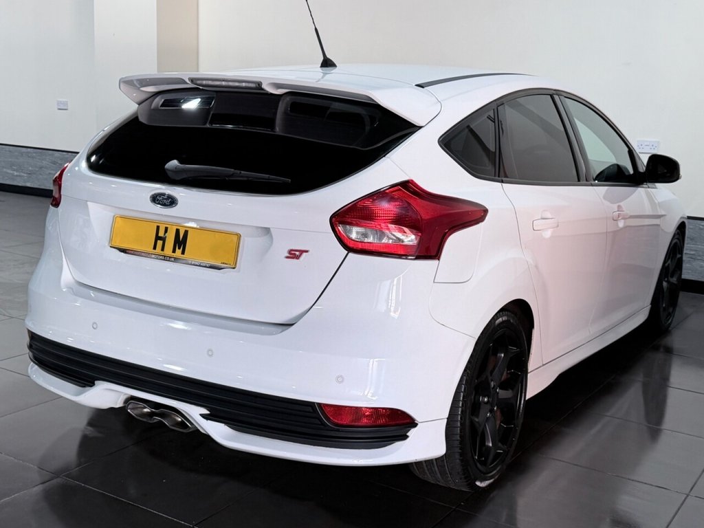 Used Ford Focus 2016 for sale - 78068320: Photo 2