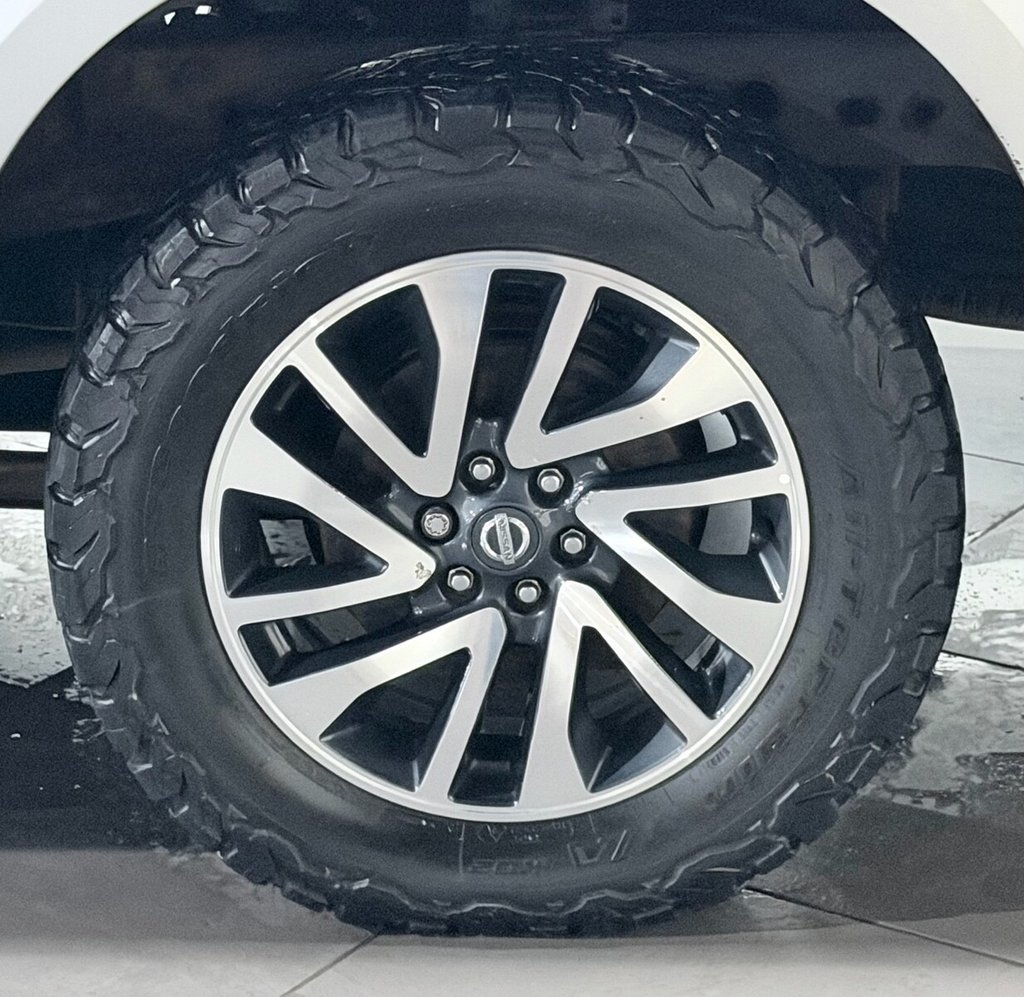 Used Nissan Navara 2017 for sale - 77355919: Photo 38