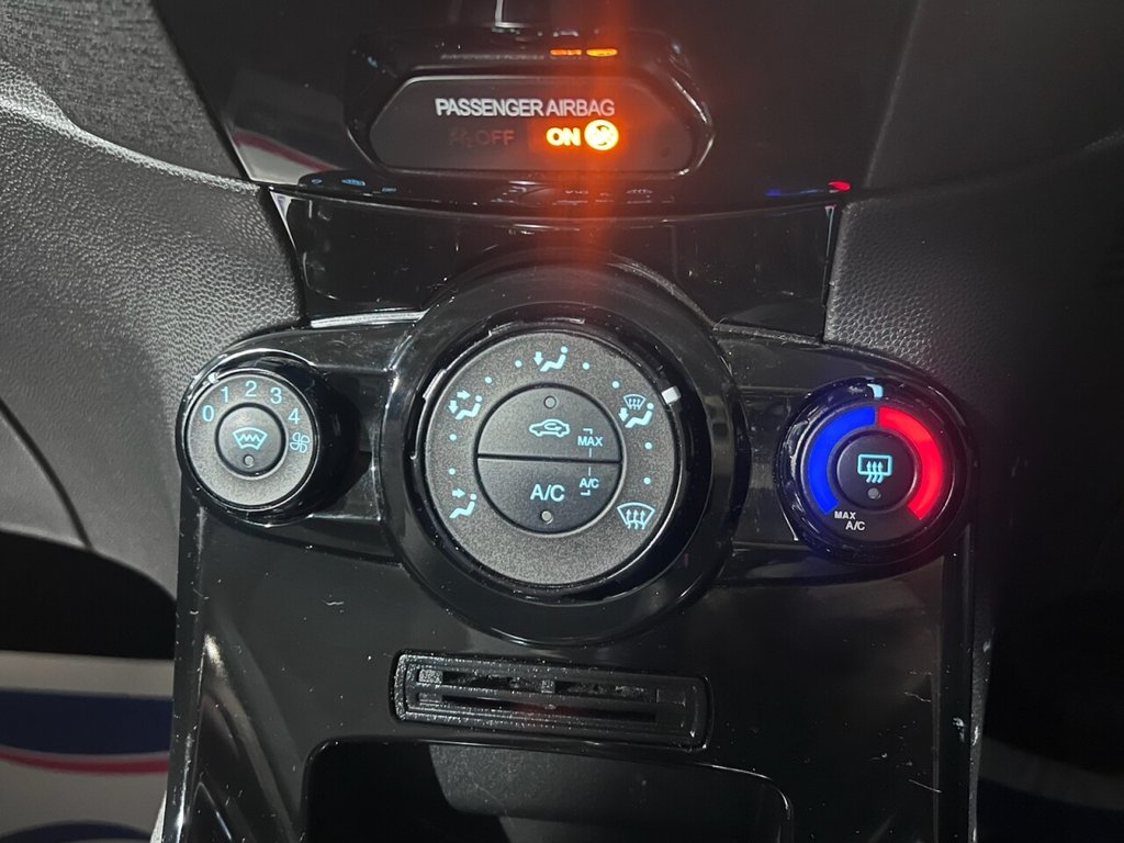 Used Ford Fiesta 2014 for sale - 76482081: Photo 11