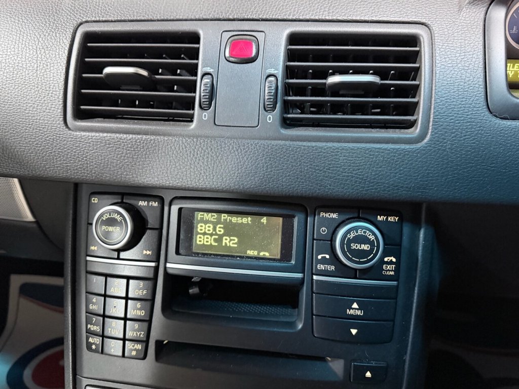 Used Volvo XC90 2011 for sale - 78145169: Photo 10