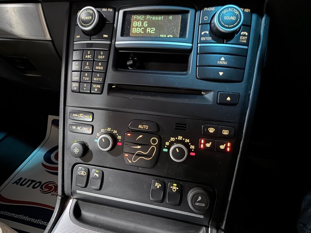 Used Volvo XC90 2011 for sale - 78145169: Photo 11