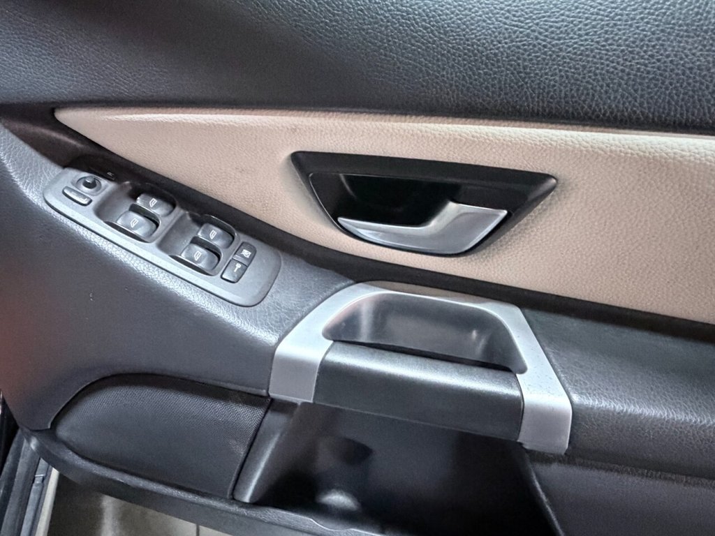 Used Volvo XC90 2011 for sale - 78145169: Photo 23