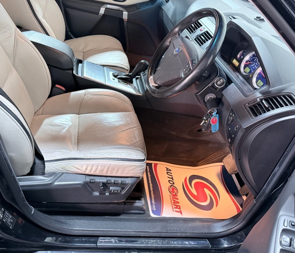 Used Volvo XC90 2011 for sale - 78145169: Photo 24