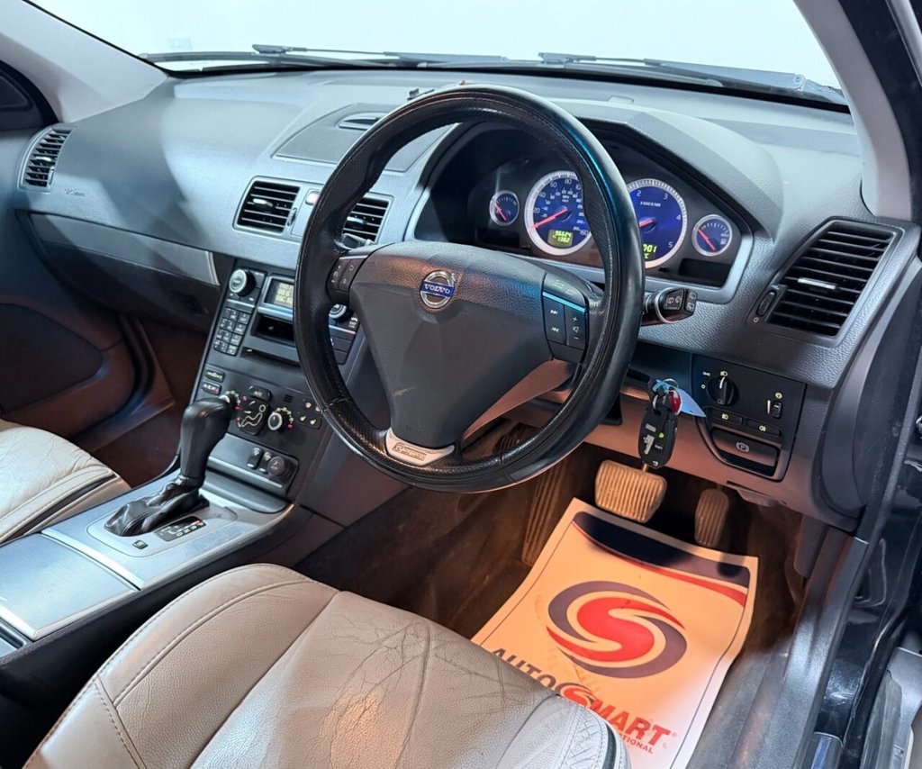 Used Volvo XC90 2011 for sale - 78145169: Photo 25