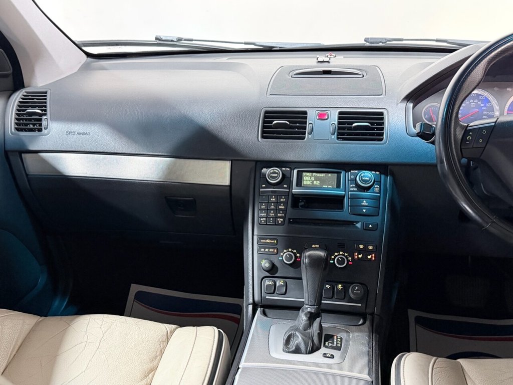 Used Volvo XC90 2011 for sale - 78145169: Photo 27