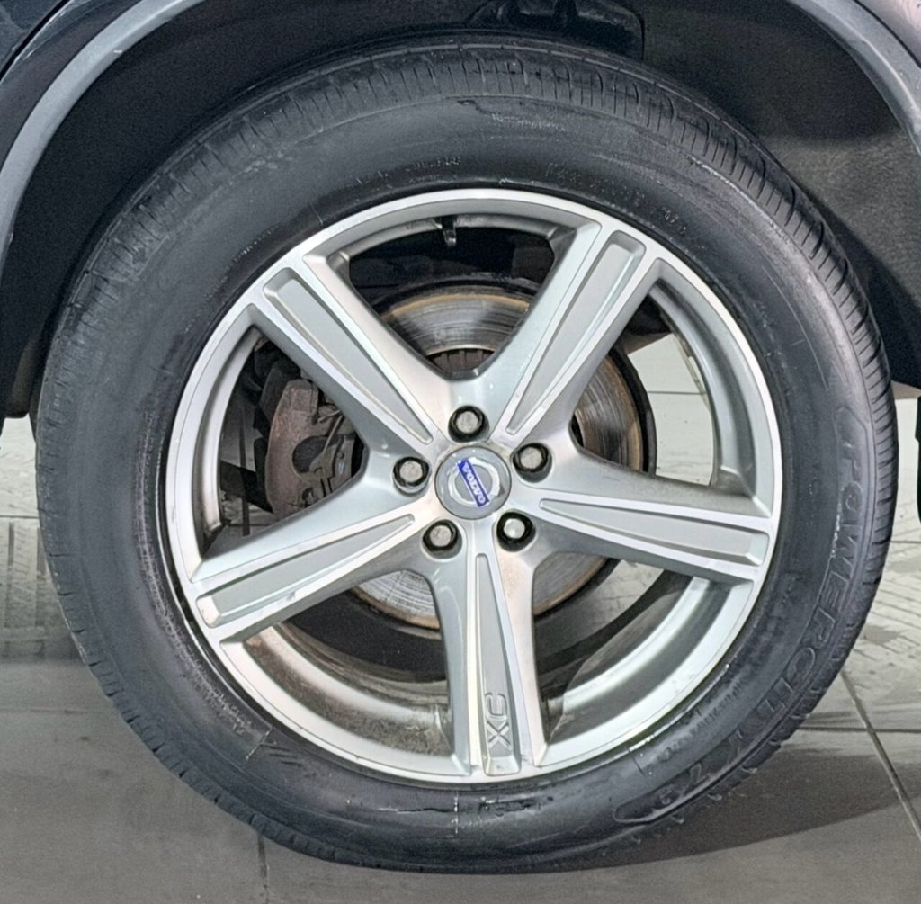 Used Volvo XC90 2011 for sale - 78145169: Photo 41