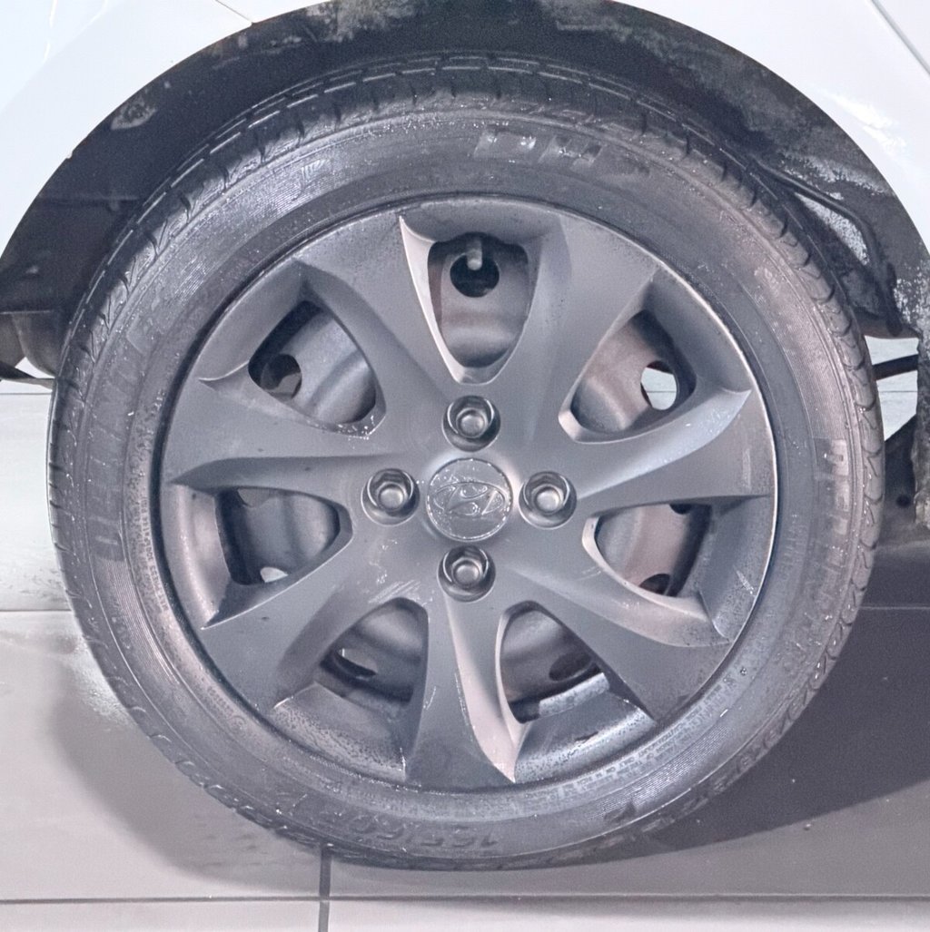 Used Hyundai i10 2012 for sale - 78002431: Photo 38