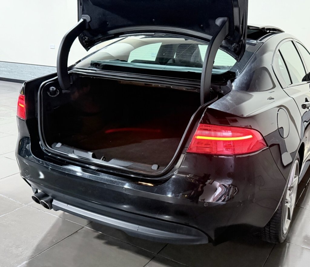 Used Jaguar XE 2016 for sale - 77835921: Photo 35