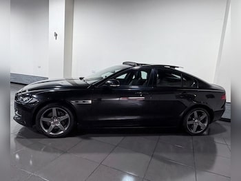 Used Jaguar XE 2016 for sale - 77835921: Photo