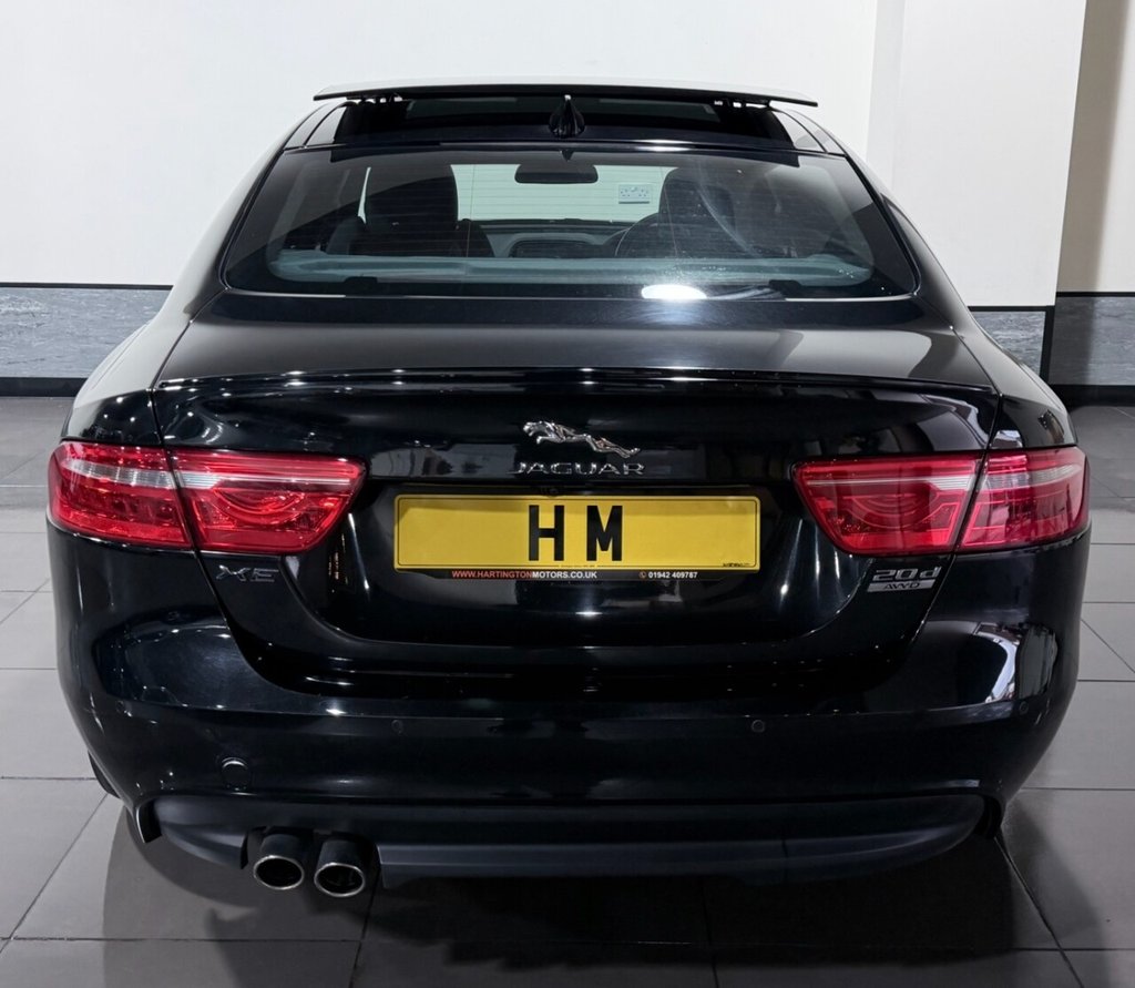 Used Jaguar XE 2016 for sale - 77835921: Photo 6