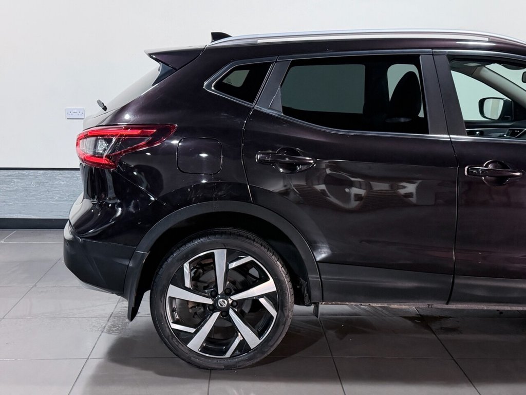 Used Nissan Qashqai 2017 for sale - 77835490: Photo 17