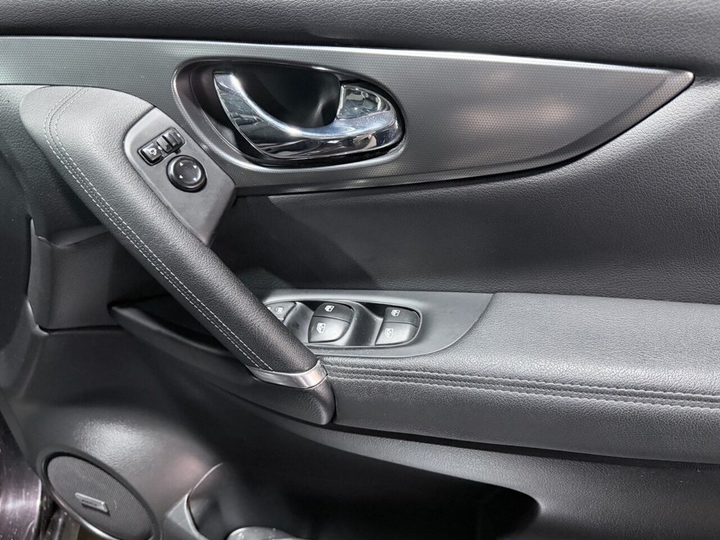 Used Nissan Qashqai 2017 for sale - 77835490: Photo 25