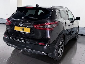 Used Nissan Qashqai 2017 for sale - 77835490: Photo