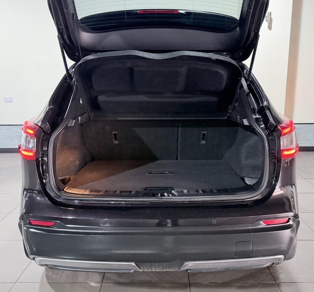 Used Nissan Qashqai 2017 for sale - 77835490: Photo 38