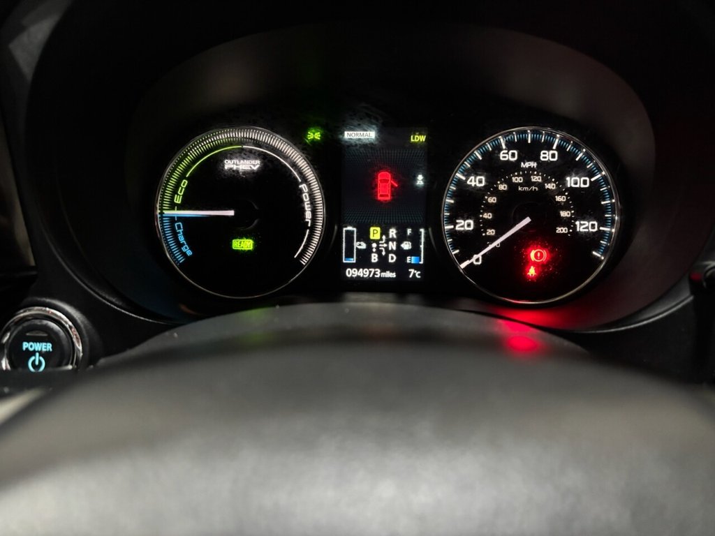 Used Mitsubishi Outlander 2014 for sale - 76798216: Photo 24