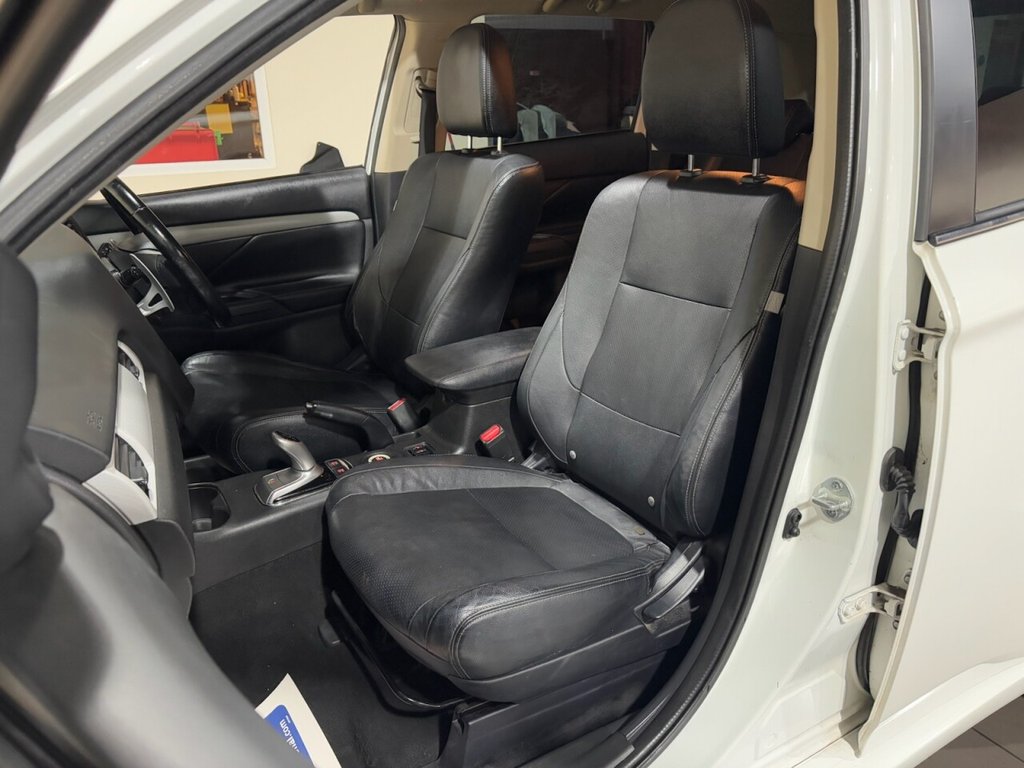 Used Mitsubishi Outlander 2014 for sale - 76798216: Photo 26