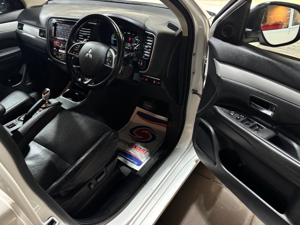 Used Mitsubishi Outlander 2014 for sale - 76798216: Photo 9