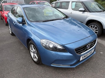 Used Volvo V40 2015 for sale - 75974430: Photo