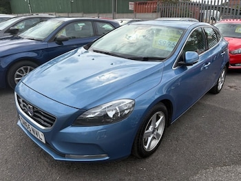 Used Volvo V40 2015 for sale - 75974430: Photo
