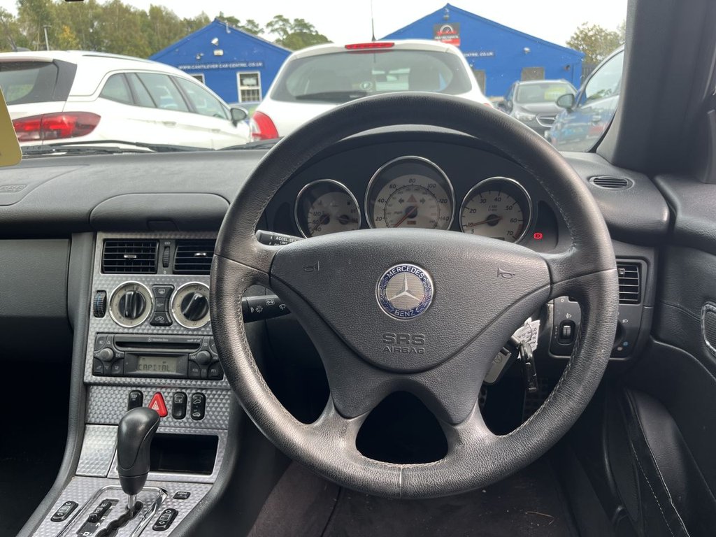 Used Mercedes-Benz SLK 2004 for sale - 76092582: Photo 5