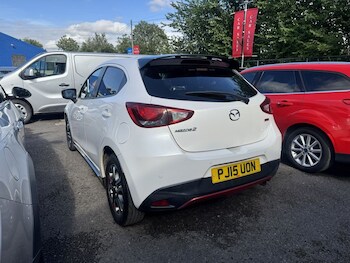 Used Mazda Mazda2 2015 for sale - 75276390: Photo