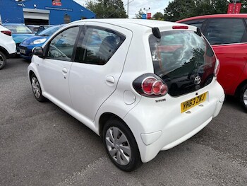 Used Toyota AYGO 2013 for sale - 75597209: Photo