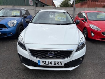 Used Volvo V40 Cross Country 2014 for sale - 75597212: Photo