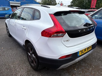 Used Volvo V40 Cross Country 2014 for sale - 75597212: Photo