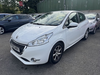 Used Peugeot 208 2013 for sale - 76014759: Photo 3
