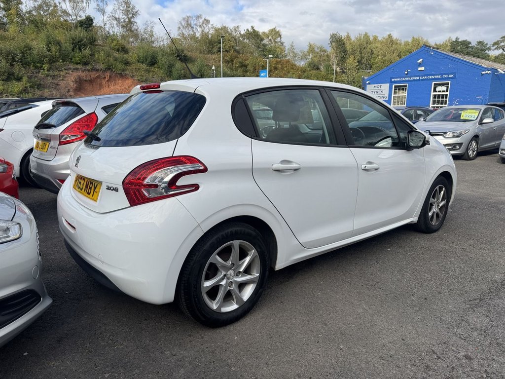 Used Peugeot 208 2013 for sale - 76014759: Photo 4