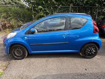 Used Peugeot 107 2013 for sale - 75973713: Photo
