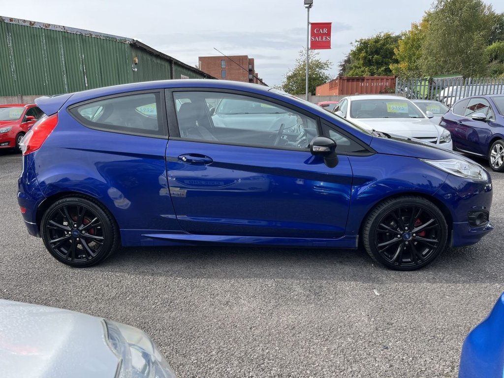 Used Ford Fiesta 2015 for sale - 76080732: Photo 9