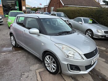 Used Suzuki Swift 2014 for sale - 77902334: Photo