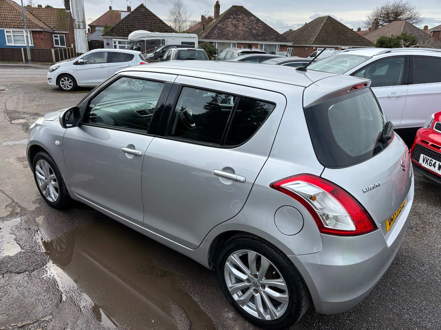 Used Suzuki Swift 2014 for sale - 77902334: Photo 4