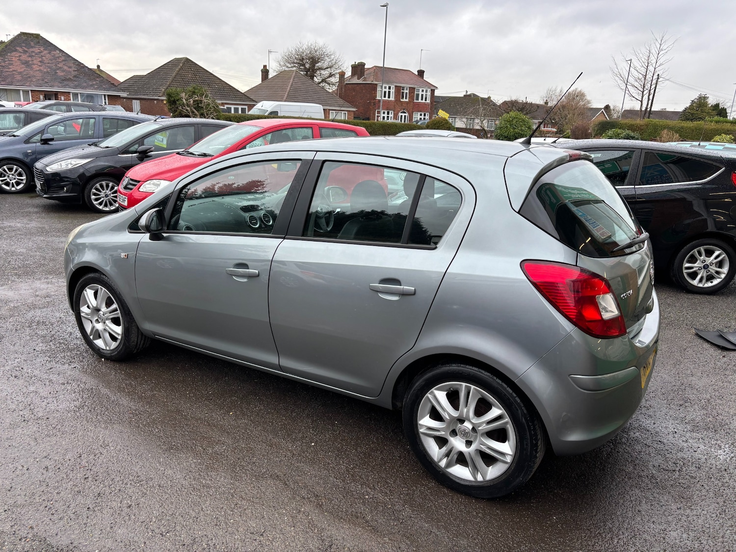 Used Vauxhall Corsa 2010 for sale - 77272541: Photo 4