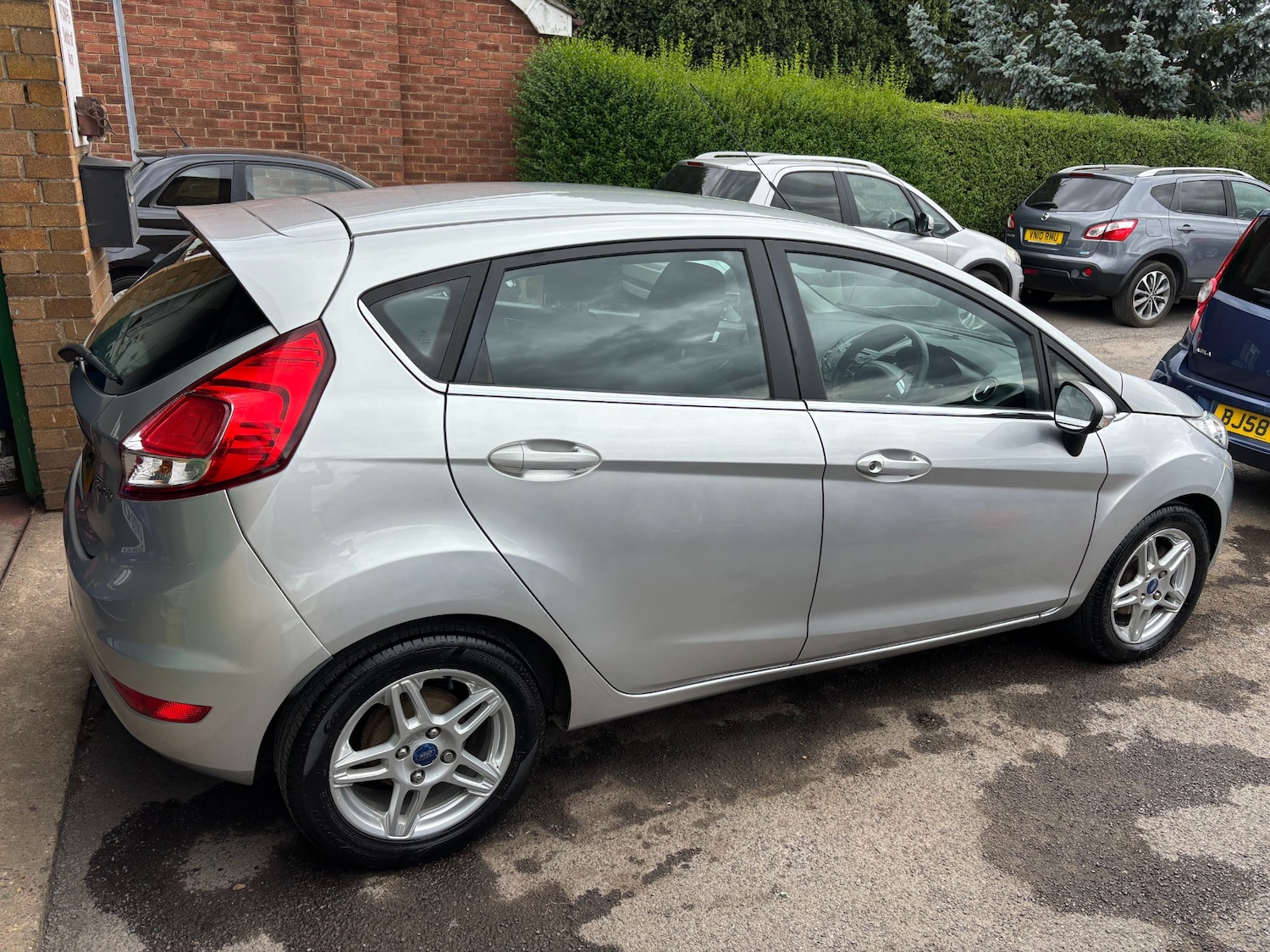 Used Ford Fiesta 2014 for sale - 76184212: Photo 6